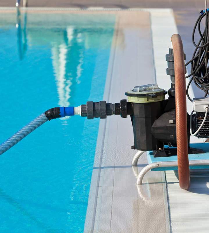 Eau de piscine limpide et dépourvue de mousse, même sans chlore